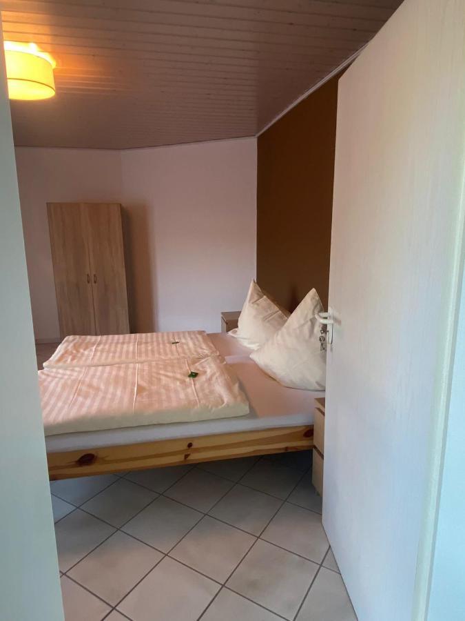 Apartamento Privatzimmer Hoffmann Kaltenborn  Exterior foto